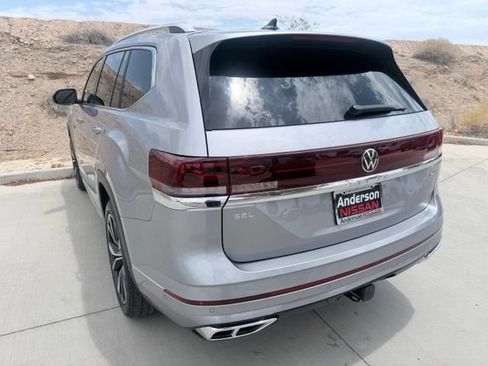 Used 2024 Volkswagen Atlas SEL Premium R-Line AWD/4WD image 6