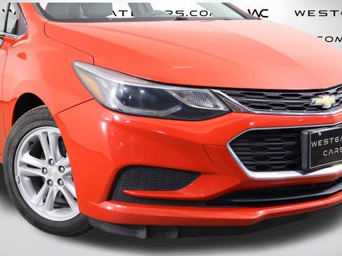 Used 2016 Chevrolet Cruze LT w/ Convenience Package image 40