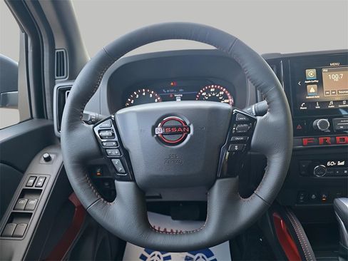 New 2026 Nissan Frontier PRO-4X w/ Pro-4x Convenience Package image 21