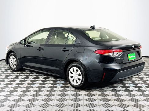 Used 2020 Toyota Corolla L image 6