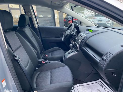 Used 2010 MAZDA MAZDA5 Sport image 25