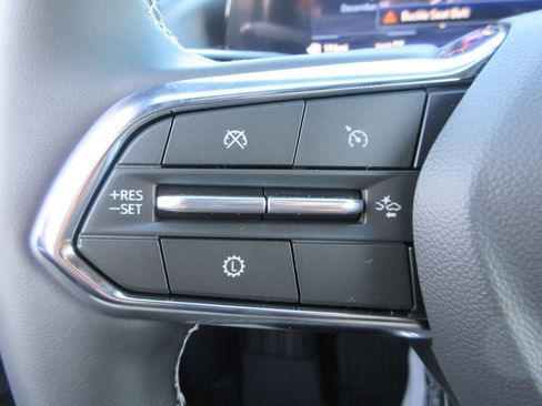 New 2026 Chevrolet Traverse Z71 w/ LPO, Floor Liner Package image 25