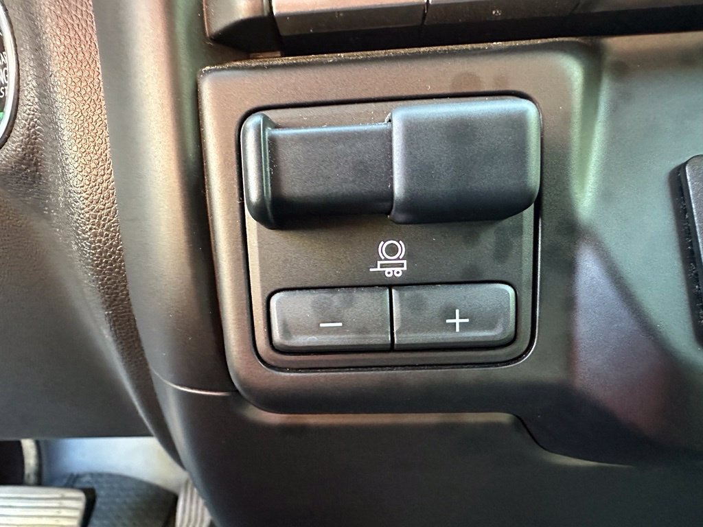 Used 2019 Chevrolet Silverado 1500 RST AWD/4WD image 25