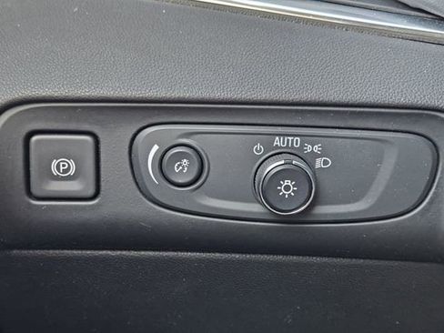 Used 2021 Buick Enclave Essence w/ Trailering Package, 5000 lbs. image 21