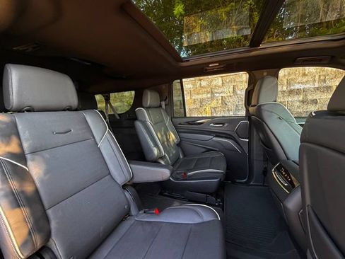 Used 2023 Cadillac Escalade ESV Sport w/ Touring Package AWD/4WD image 37
