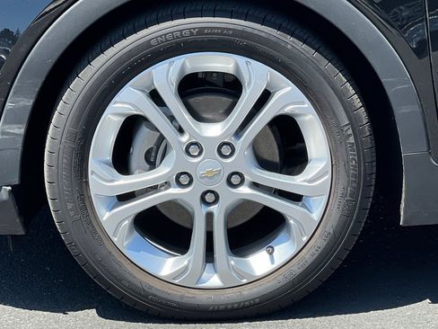 Used 2020 Chevrolet Bolt LT FWD image 39