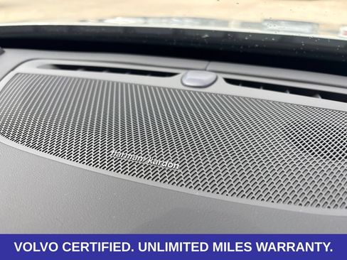 Certified 2025 Volvo XC90 T8 Ultra AWD/4WD image 20