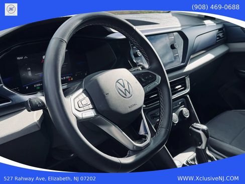 Used 2022 Volkswagen Taos SE image 9