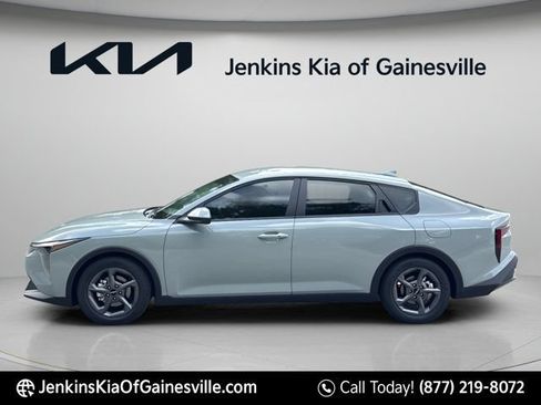 New 2026 Kia K4 FWD image 6