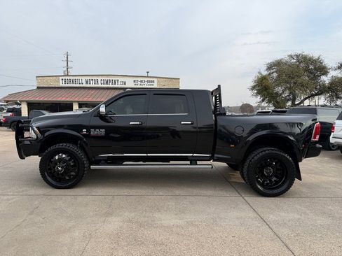 Used 2017 RAM 3500 Laramie Longhorn AWD/4WD image 4