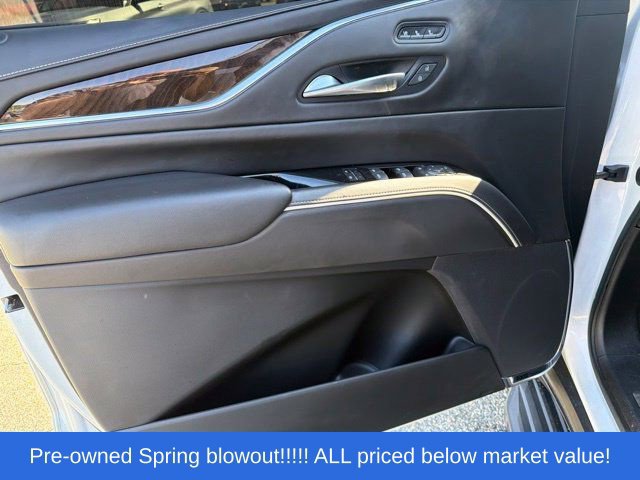 Used 2021 Cadillac Escalade Sport Platinum AWD/4WD image 13