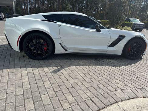 Used 2017 Chevrolet Corvette Z06 image 5