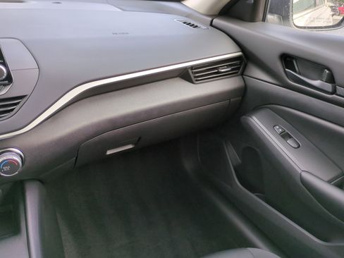 New 2025 Nissan Altima 2.5 S image 16