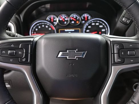 Used 2022 Chevrolet Silverado 1500 LT Trail Boss w/ Safety Package AWD/4WD image 31