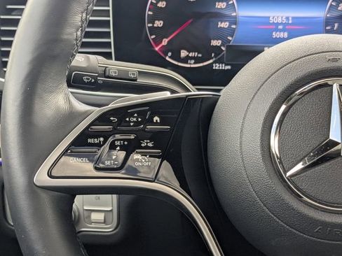 Used 2025 Mercedes-Benz GLS 450 4MATIC image 29