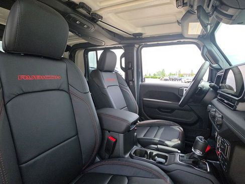 New 2026 Jeep Gladiator Mojave AWD/4WD image 13