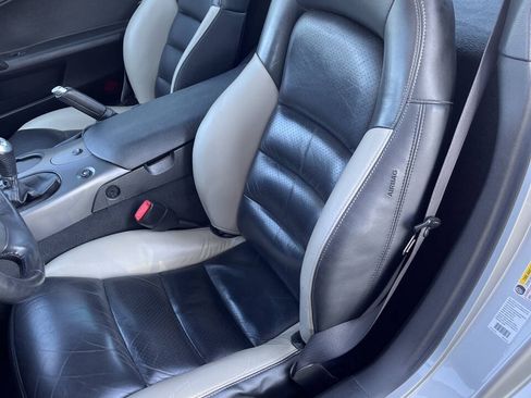 Used 2006 Chevrolet Corvette Z06 w/ Preferred Equipment Group RWD image 19
