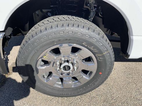 New 2025 Ford F250 King Ranch w/ Chrome Package image 7