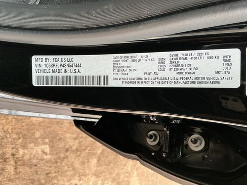 Used 2025 RAM 1500 Laramie image 25