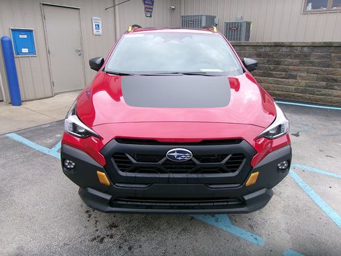 Used 2025 Subaru Crosstrek 2.5i Wilderness image 2