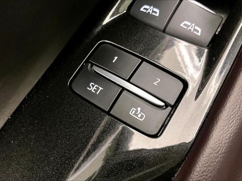 Certified 2024 Cadillac Escalade Sport Platinum AWD/4WD image 34