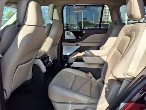 Certified 2023 Lincoln Aviator Reserve w/ Equipment Group 201A AWD/4WD image 5