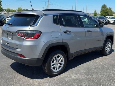 Used 2021 Jeep Compass Sport w/ Cold Weather Group AWD/4WD image 7