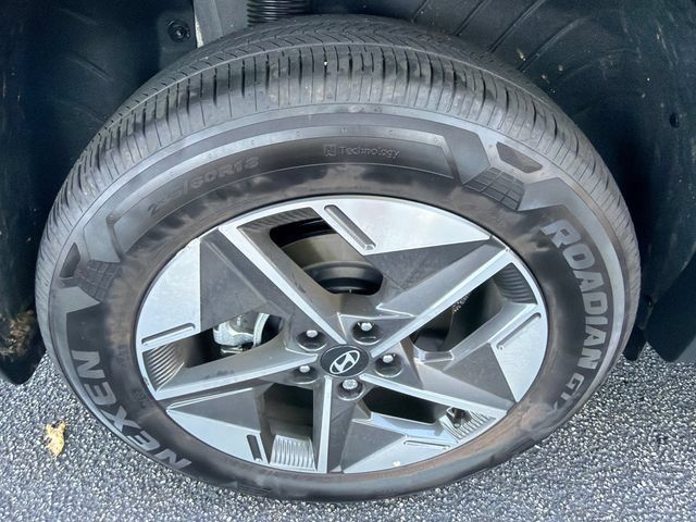 Used 2025 Hyundai Tucson SEL AWD/4WD image 17