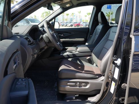 New 2026 Honda Ridgeline Black Edition image 16