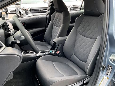 Used 2022 Toyota Corolla LE w/ Body Protection Package (TMS) FWD image 8