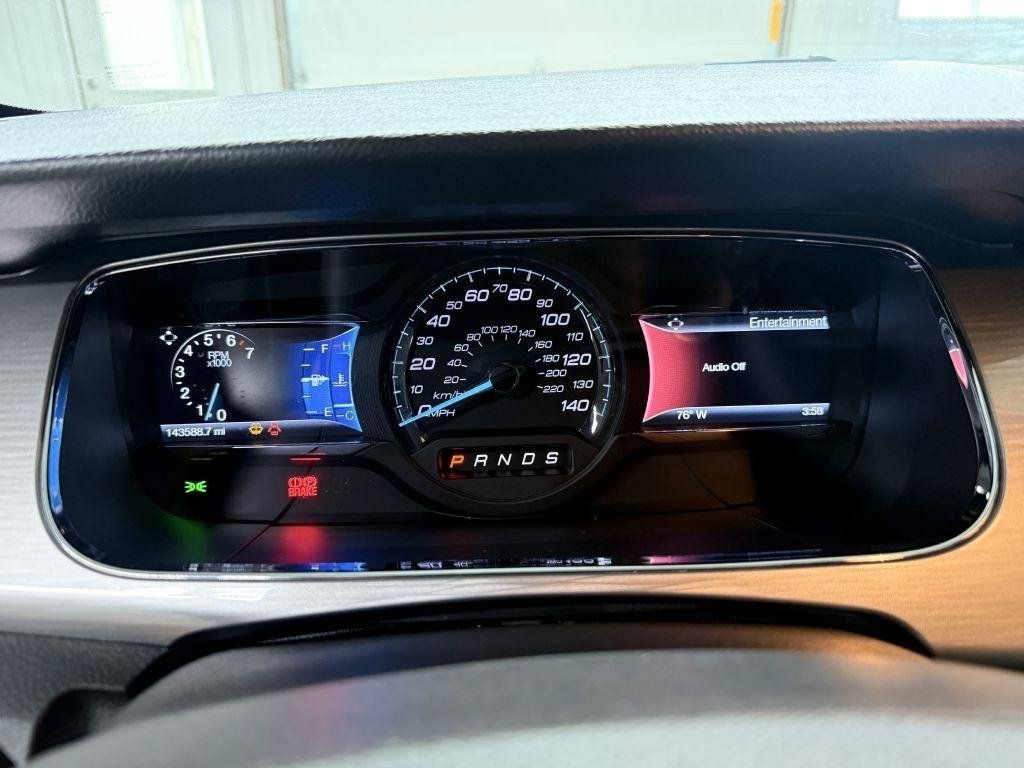Used 2014 Ford Taurus SEL w/ Equipment Group 201A FWD image 13