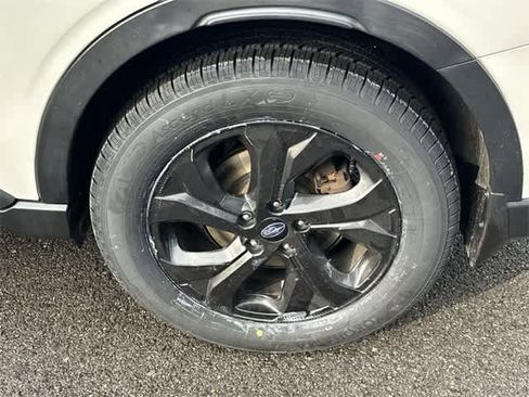 Certified 2021 Subaru Outback Onyx Edition XT image 5