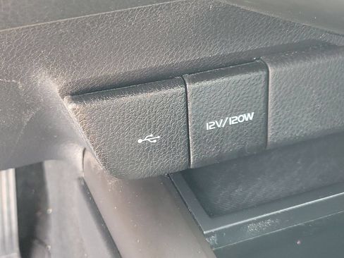 Used 2024 Toyota Camry SE w/ Convenience Package FWD image 28