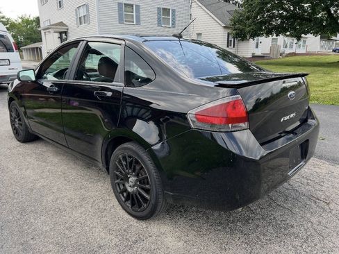 Used 2011 Ford Focus SES w/ 401A Rapid Spec Order Code FWD image 5