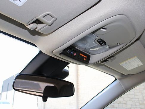 Used 2025 Buick Encore GX Preferred image 26