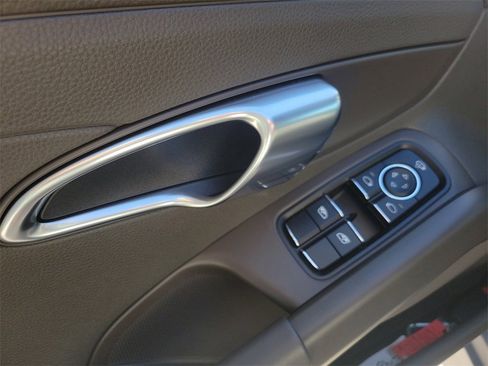 Certified 2023 Porsche 718 Boxster image 24