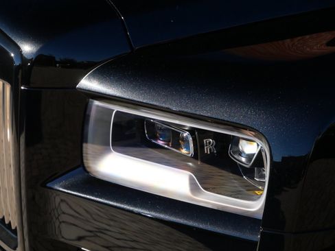 Certified 2024 Rolls-Royce Cullinan Black Badge image 13