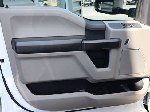 Used 2020 Ford F450 4x4 Regular Cab Super Duty image 18