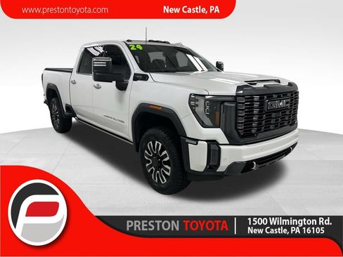 Used 2024 GMC Sierra 2500 Denali Ultimate AWD/4WD image 1