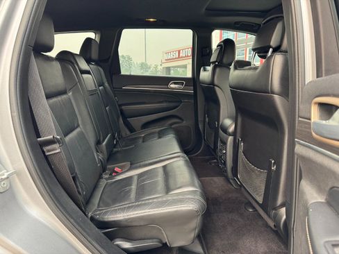 Used 2015 Jeep Grand Cherokee Limited AWD/4WD image 18