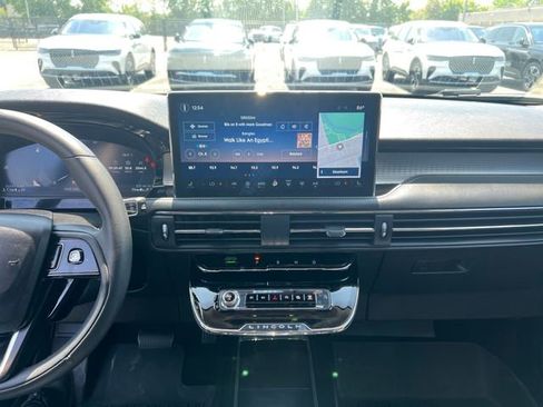 Used 2023 Lincoln Corsair FWD image 22