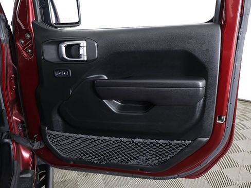 Used 2021 Jeep Wrangler Unlimited Sport AWD/4WD image 21