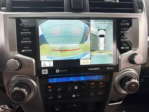 Used 2023 Toyota 4Runner Limited AWD/4WD image 17