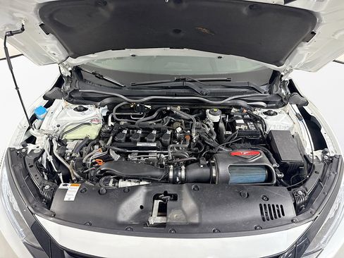 Used 2019 Honda Civic Touring image 39