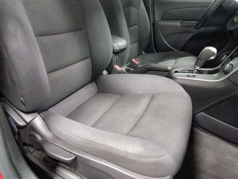 Used 2014 Chevrolet Cruze LT image 22