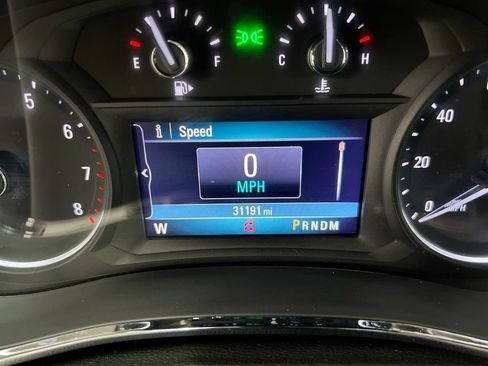 Used 2022 Buick Encore Preferred w/ Safety Package FWD image 13