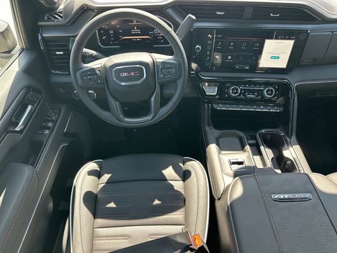 New 2026 GMC Sierra 2500 AT4X w/ LPO, Black Badging Package image 24