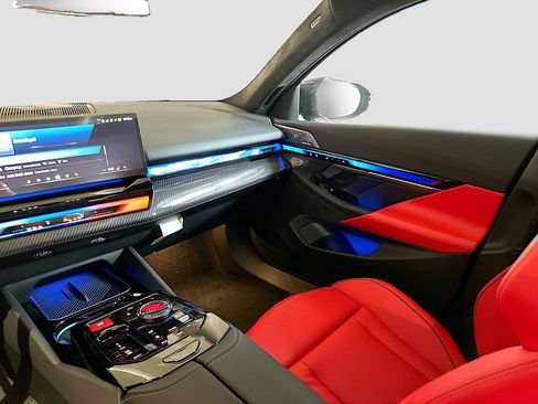 New 2027 BMW M5 w/ Executive Package AWD/4WD image 25