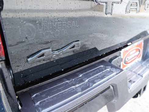 Certified 2025 Toyota Tacoma SR5 image 15