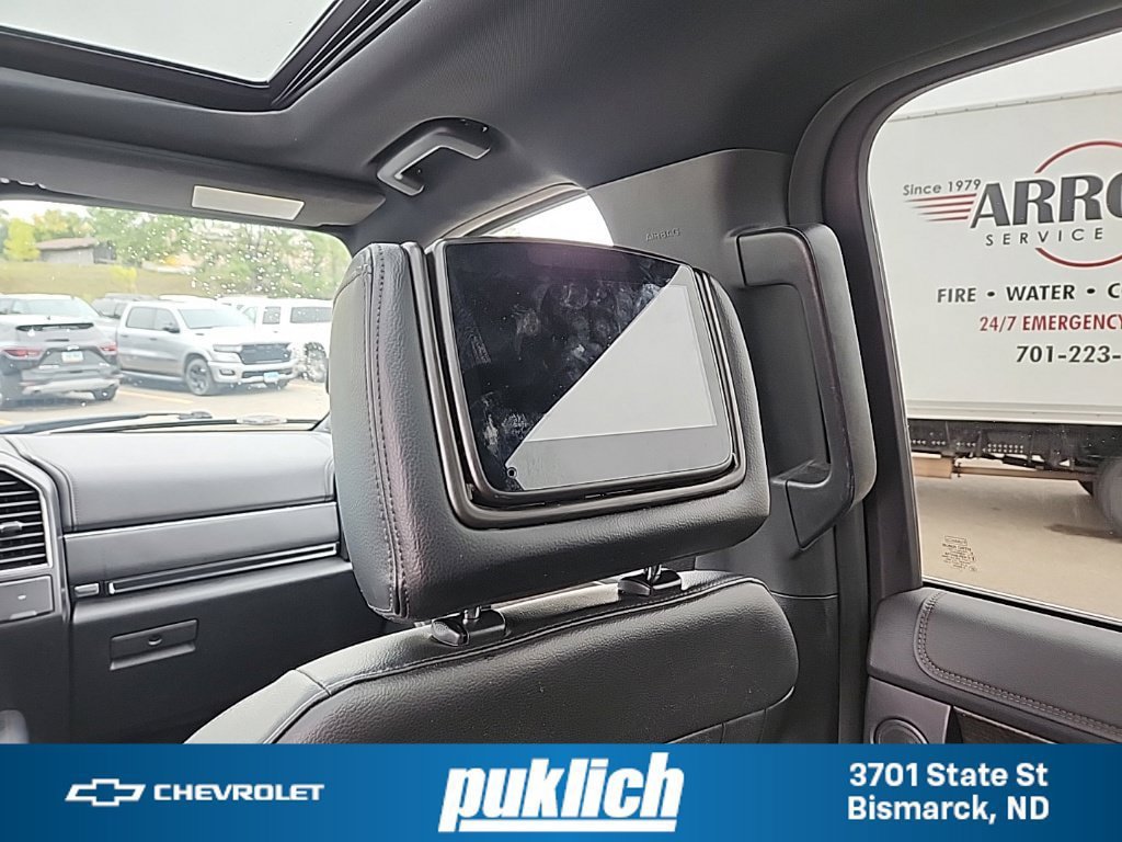 Used 2018 Ford Expedition Limited w/ Equipment Group 302A AWD/4WD image 40